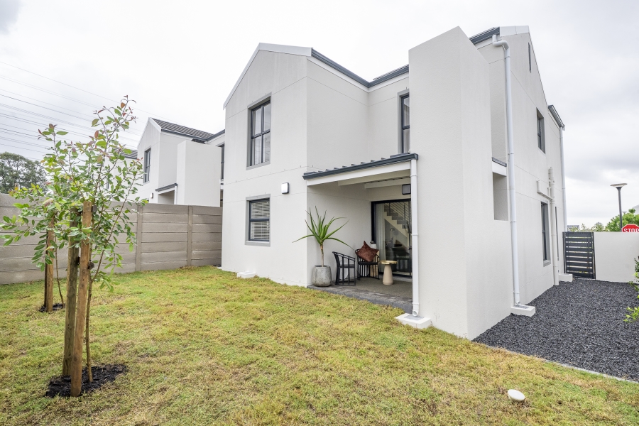 3 Bedroom Property for Sale in Haasendal Western Cape